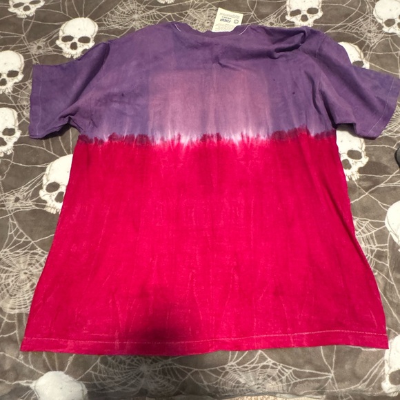 ๐๐๐ฉท๐ Looney Tunes Cartoon Graphic Tie-dye Tee - Purple and Red XXL - Picture 6 of 6